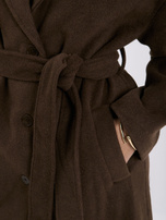 Brown single-breasted coat with a wool blend.