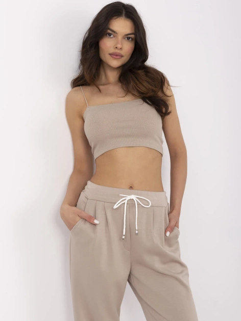 Beżowe dresowe spodnie z prostą nogawką