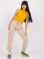 Beżowe spodnie dresowe basic slim fit Julia