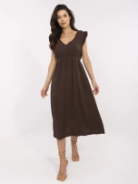 Braunes Musselin-Kleid mit Halsband.