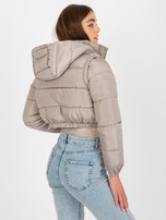 Hurtownia Ciemnobeżowa krótka kurtka zimowa 2w1 z kapturem 