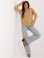 Hurtownia Camelowy sweter z golfem o kroju oversize