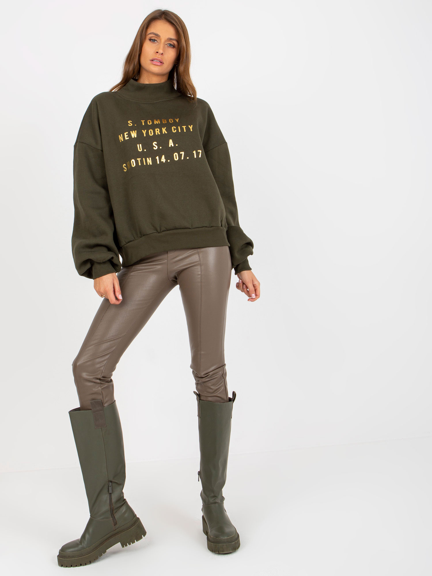 Khaki dresowa bluza z nadrukiem i szerokim rękawem