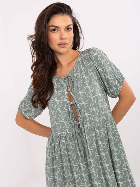 Pistacjowa rozkloszowana sukienka z printem SUBLEVEL