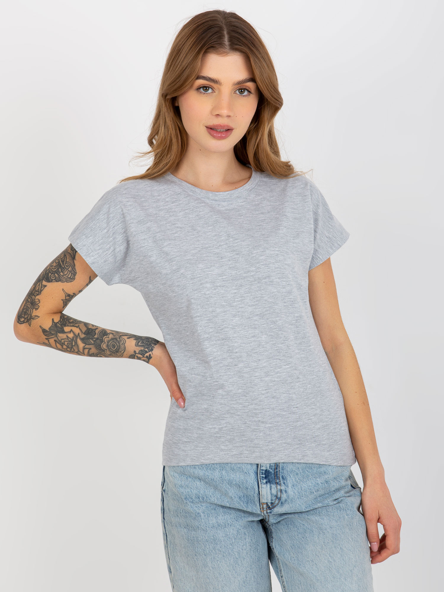 Hurt Gray melange classic basic t-shirt made of cotton.