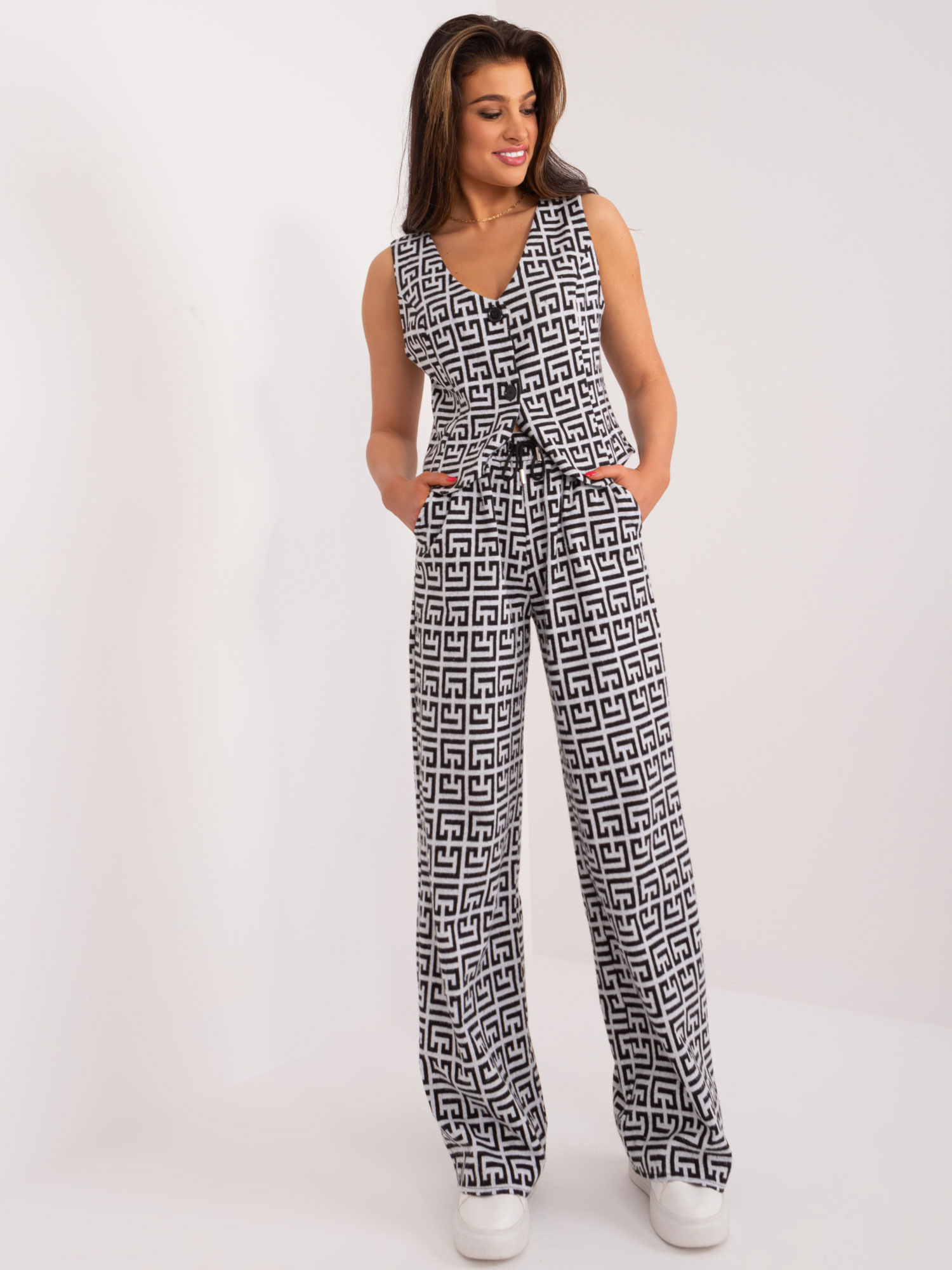 Hurt grau-schwarze Stoffhose mit geradem Bein.