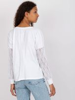 Biała bluzka z koronkowymi rękawami Shantelle RUE PARIS