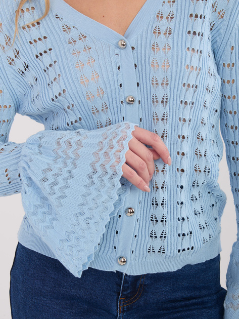 Jasnoniebieski ażurowy sweter z guzikami