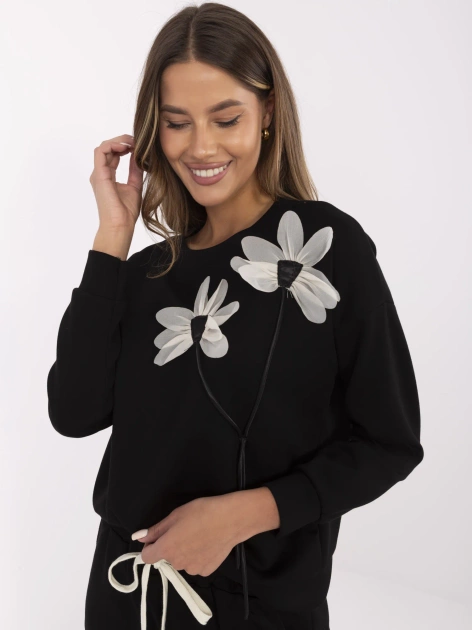 Czarny przyjemny w dotyku komplet damski