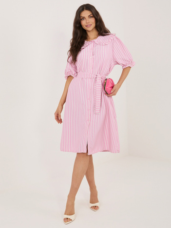 Różowa midi sukienka szmizjerka w paski