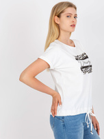 Biały bawełniany t-shirt plus size z okrągłym dekoltem 