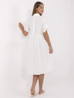 Ecru koszulowa sukienka z krótkim rękawem