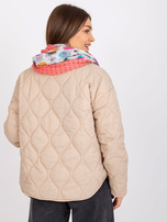 Biało-koralowa chusta z printami 