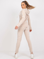 Jasnobeżowy welurowy komplet z bluzą z kapturem Ilaria 