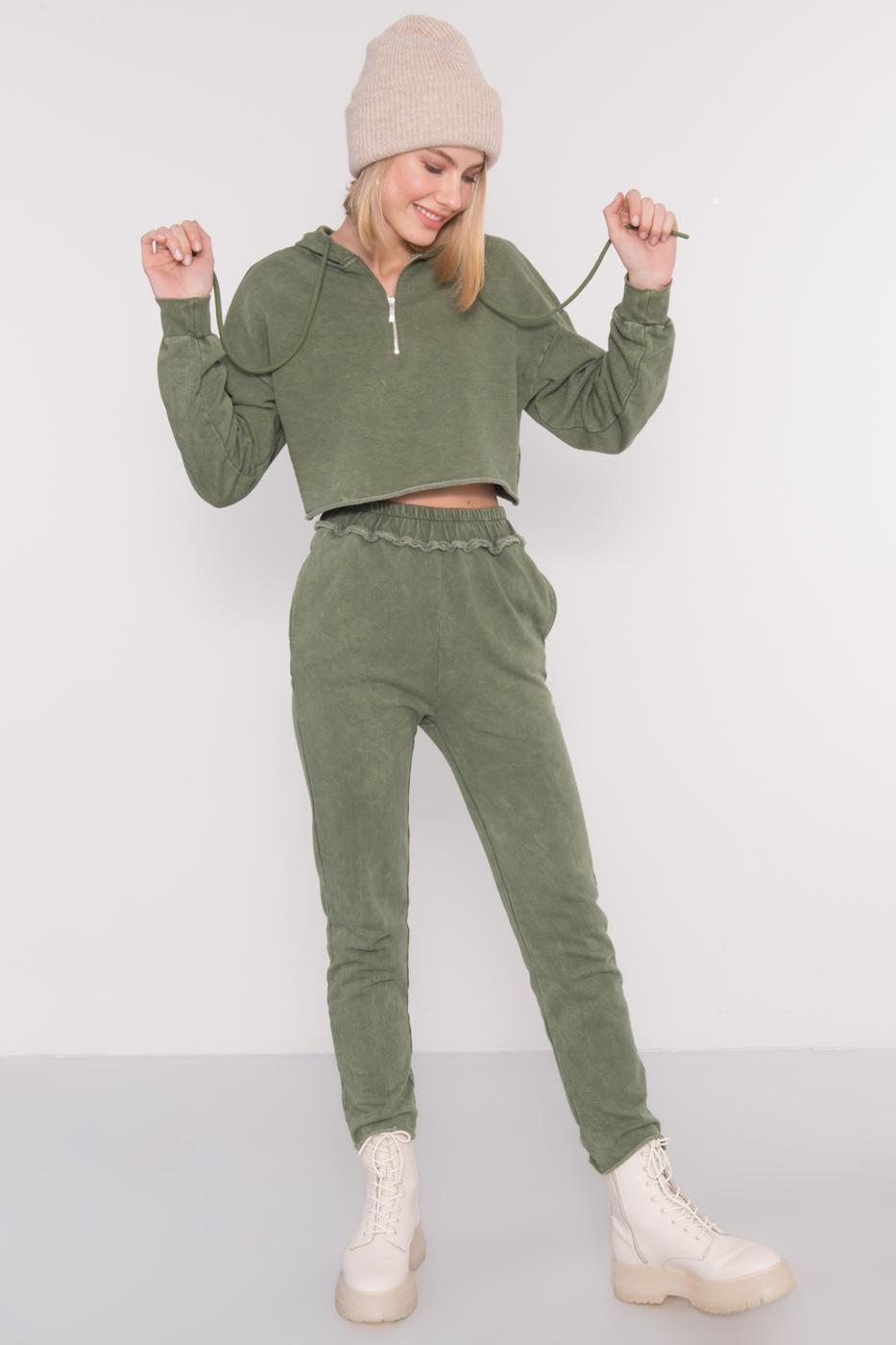 Khaki spodnie dresowe rurki BSL