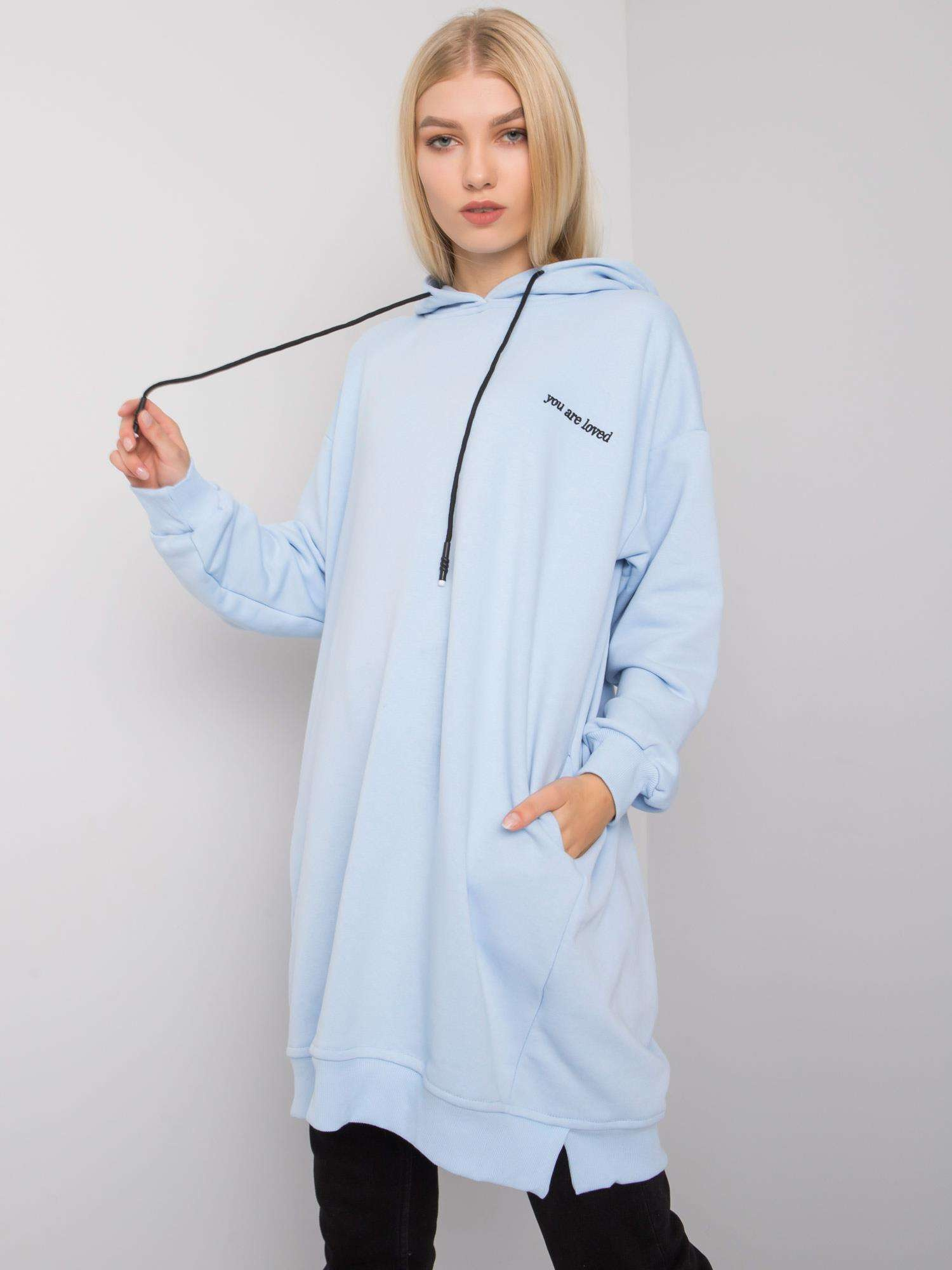 Jasnoniebieska bluza z kieszeniami Indira