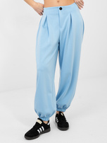 Jasnoniebieskie dresowe spodnie typu joggery