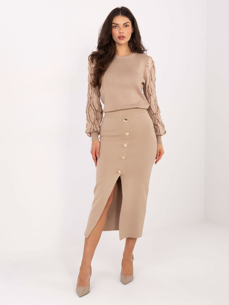 Ciemnobeżowa spódnica z ozdobnymi guzikami 