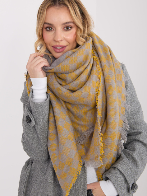 Szaro-żółty szal w geometryczny wzór