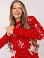 Czerwony długi sweter w śnieżynki 