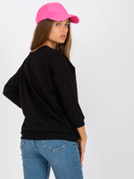 Hurtownia online Czarna bawełniana bluzka basic z kieszenią 