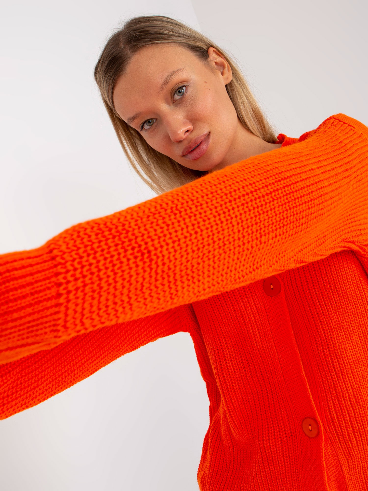 Pomarańczowy sweter rozpinany oversize RUE PARIS