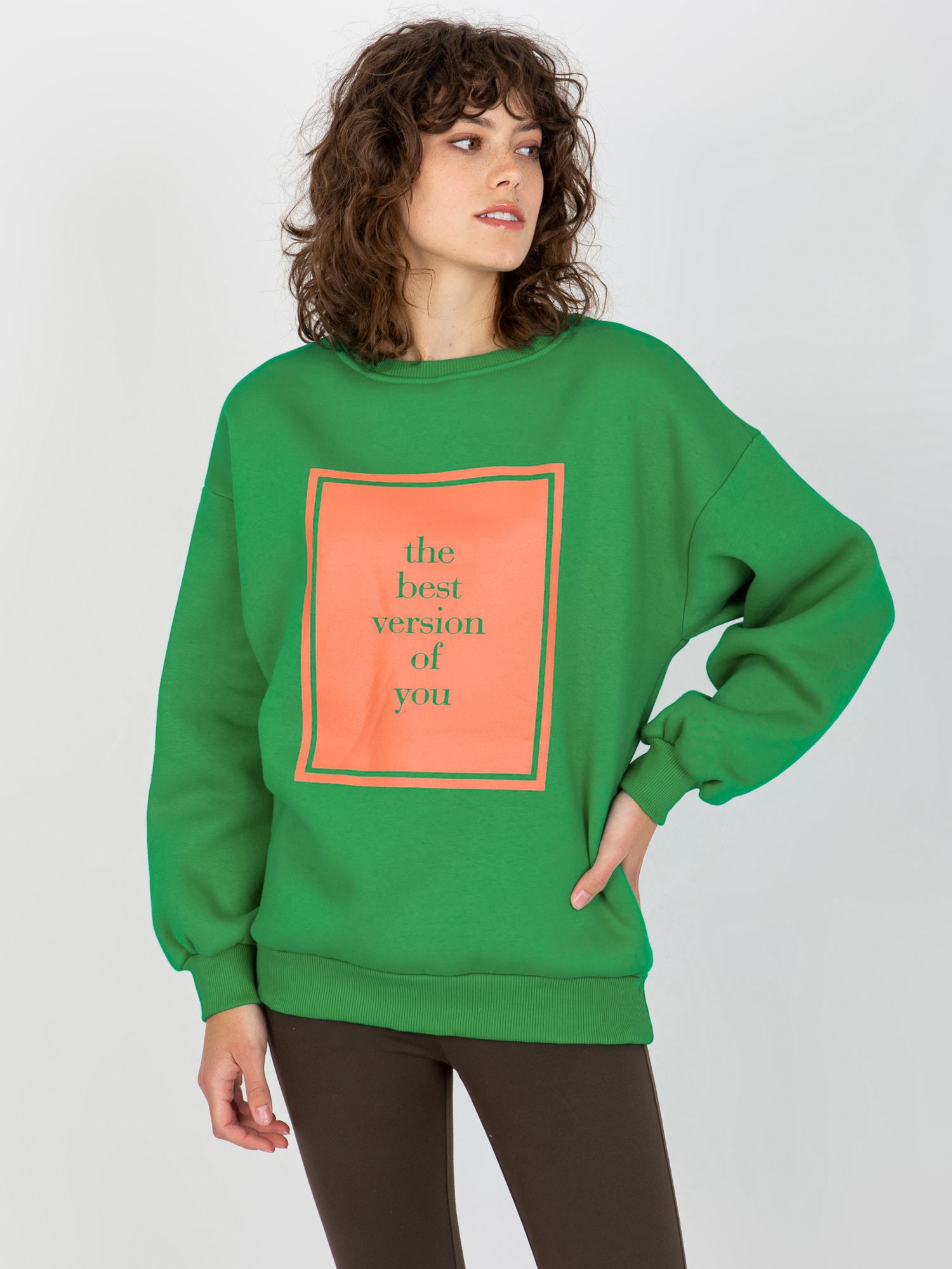 Zielona dresowa bluza oversize z nadrukiem