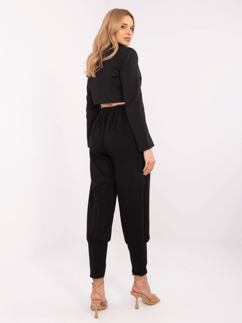 Hurtownia online Czarne dresowe spodnie z kieszeniami