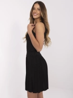 Czarna dzianinowa spódnica z błyszczącą nitką