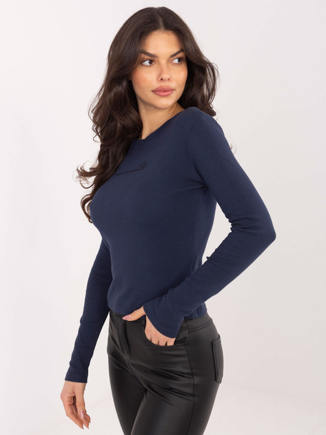 Granatowa krótka bluzka z haftem