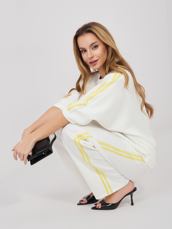 Ecru damski komplet z prostymi spodniami RUE PARIS