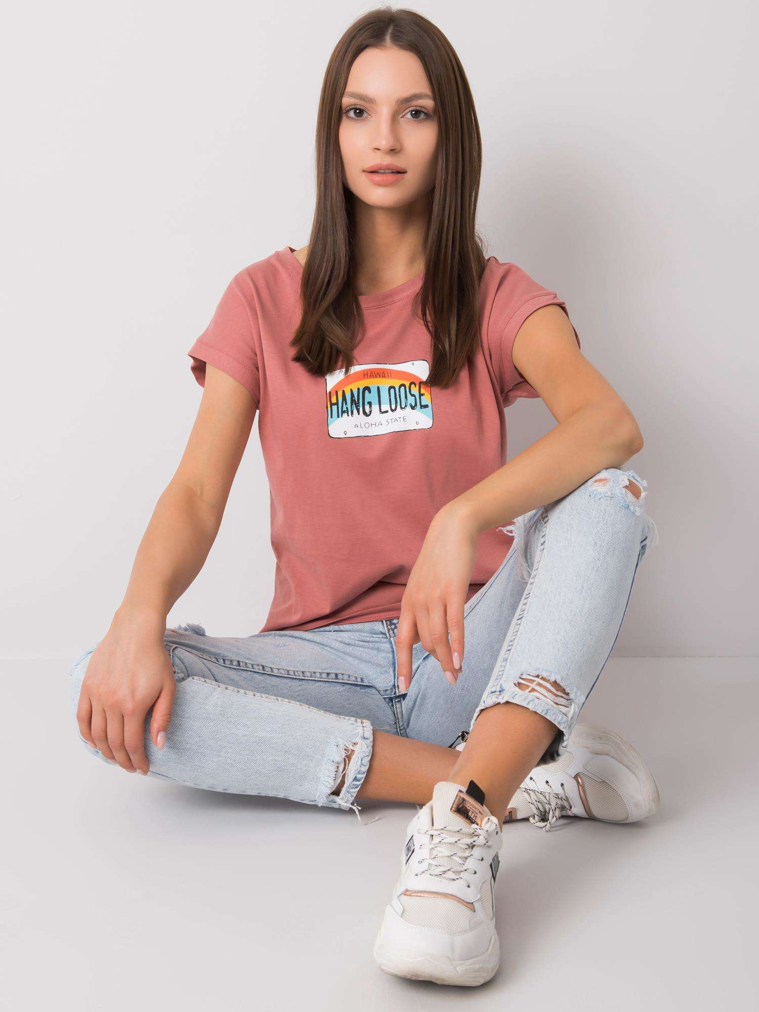 Brudnoróżowy t-shirt z nadrukiem Aloha