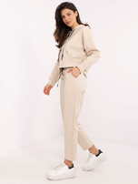 Hurt Beżowy dresowy komplet z domieszką wiskozy