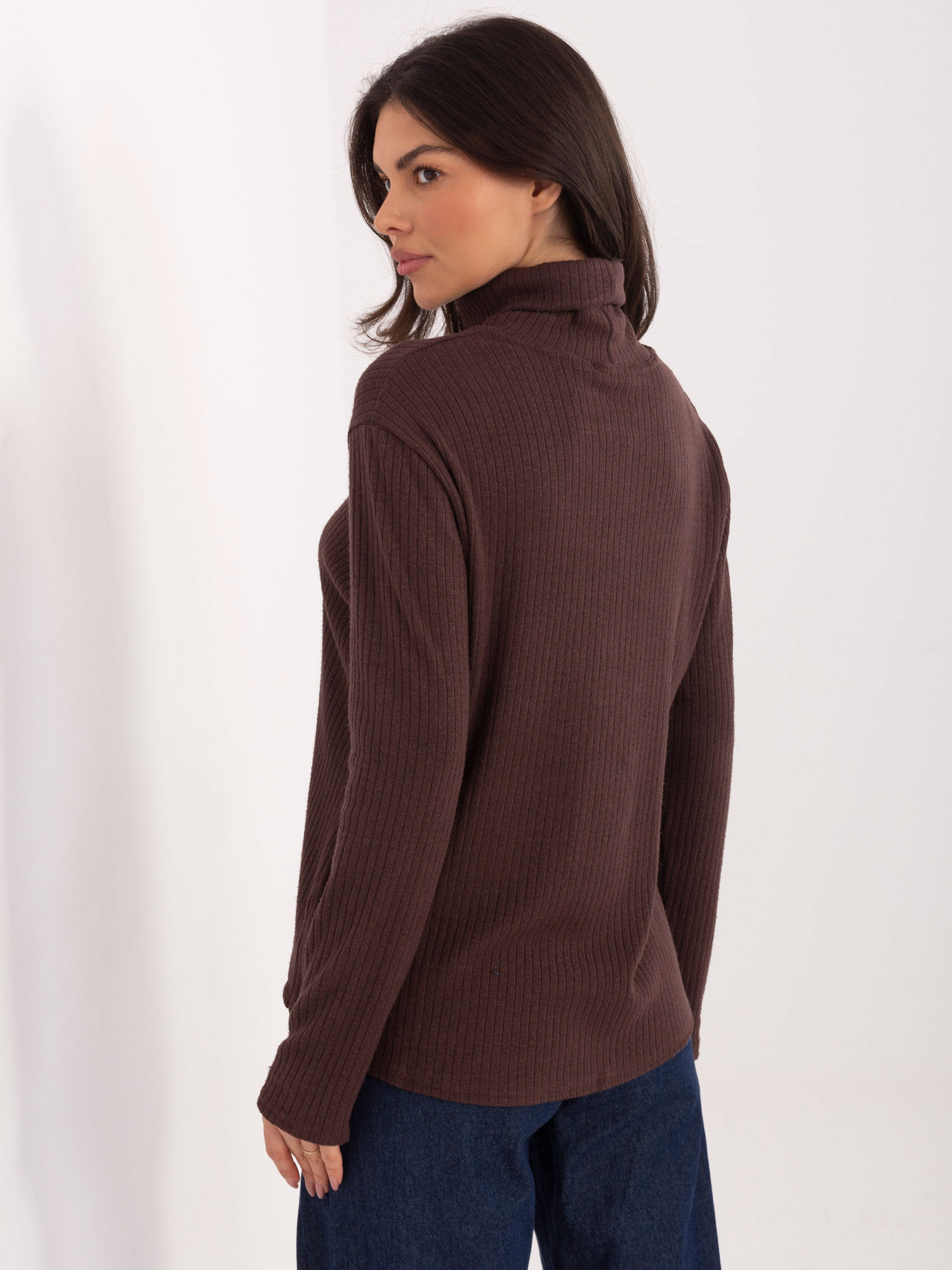 Sweter brązowy