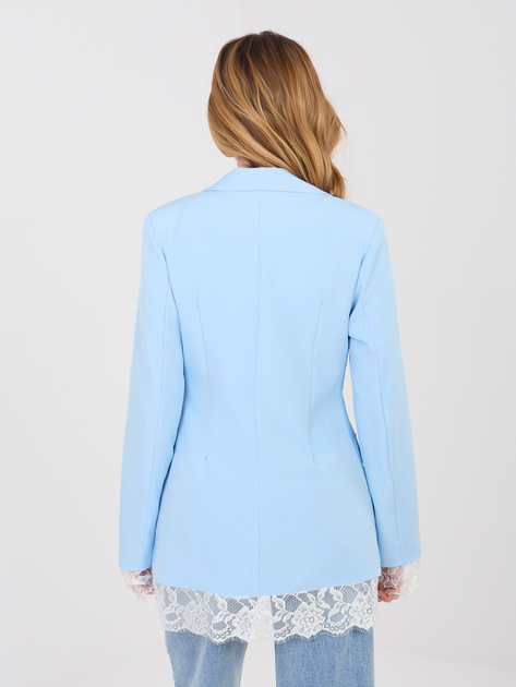 Pastelowa niebieska marynarka z poduszkami na ramionach