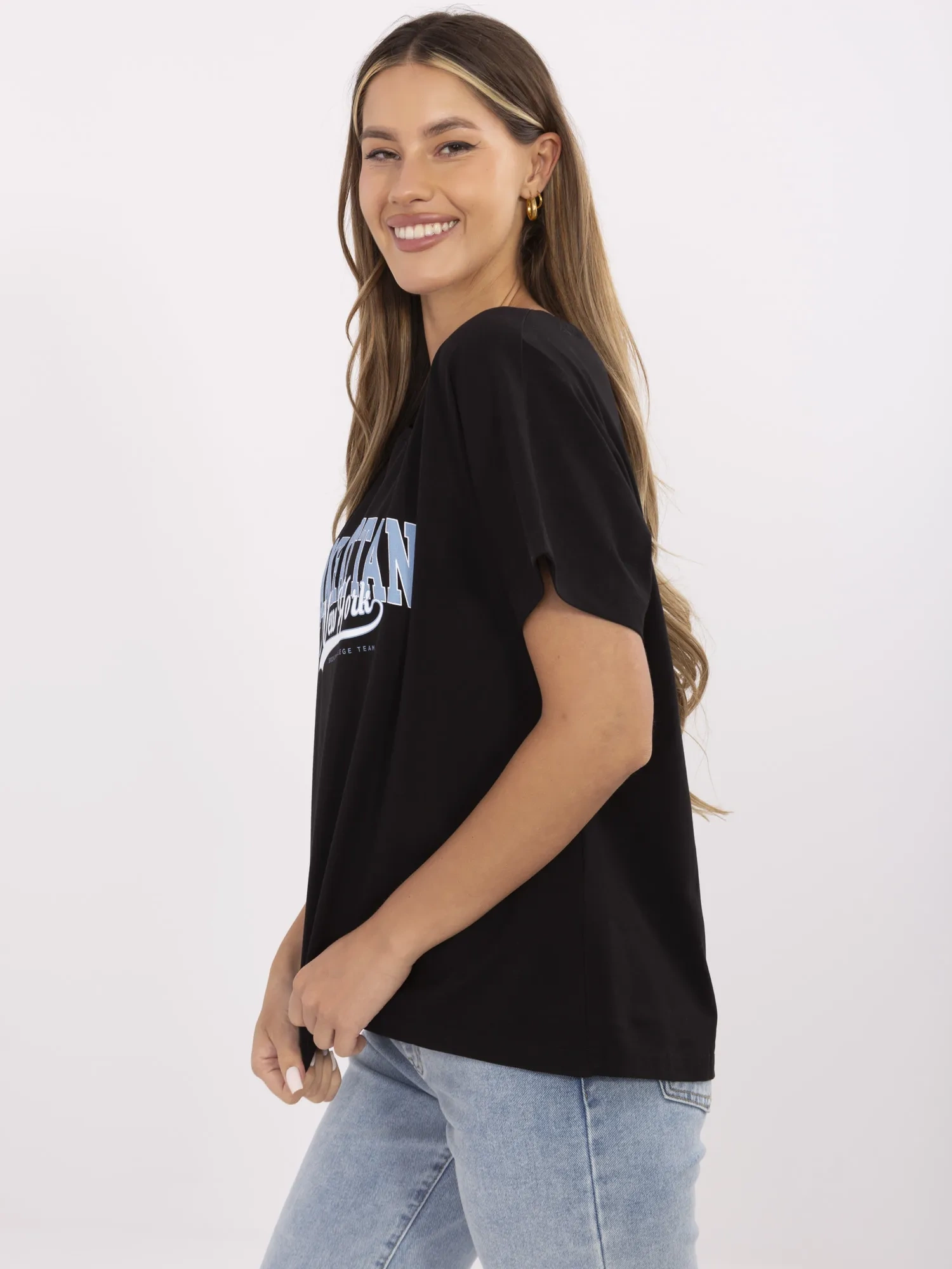 Černé dámské oversized tričko s nápisem.
