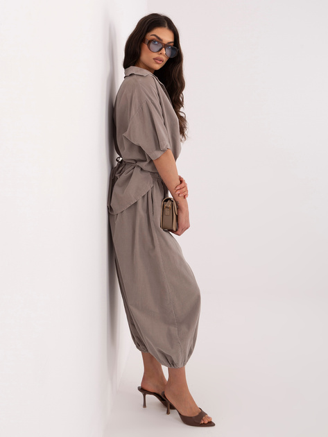 Ciemnobeżowe spodnie parachute z sztruksu