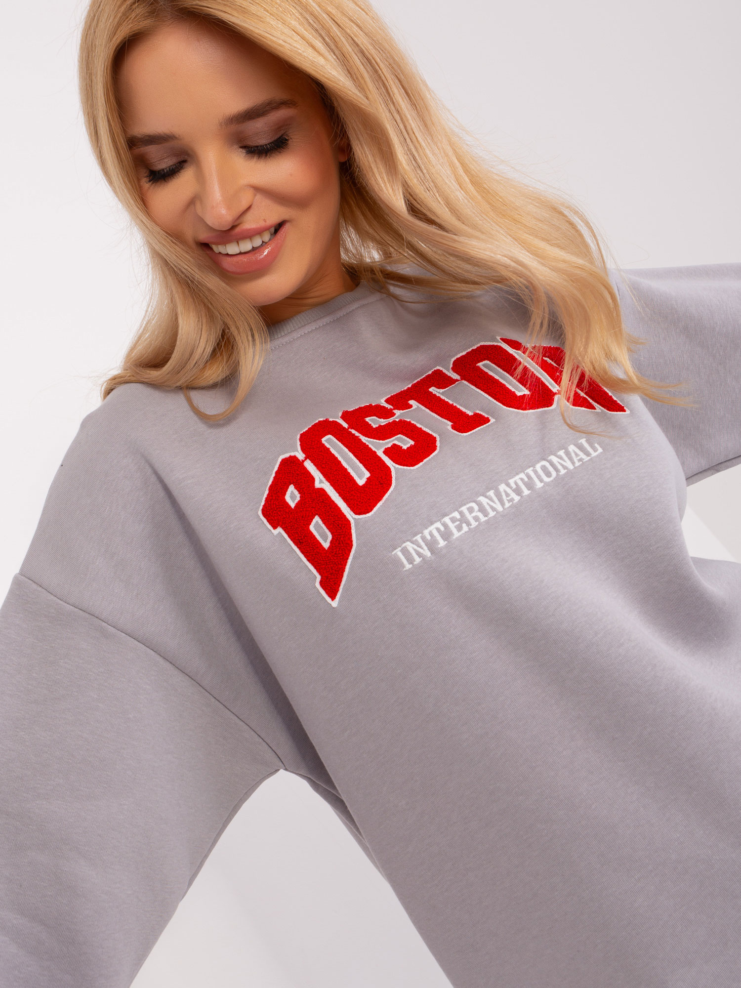 Hurt Szara dresowa bluza bez kaptura o kroju oversize