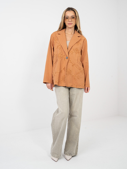 Ceglasta jeansowa marynarka z kwiatową aplikacją RUE PARIS