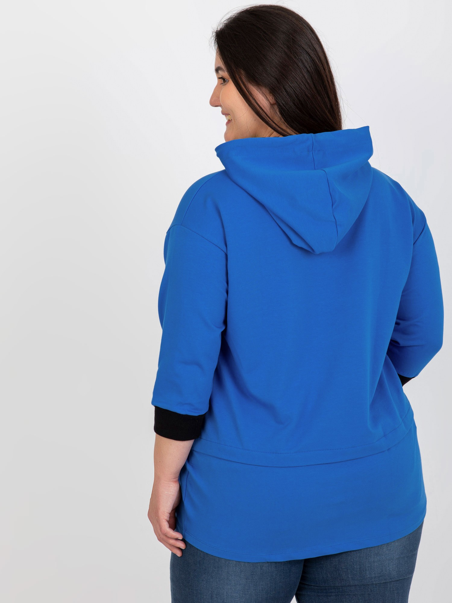 Ciemnoniebieska bluza plus size z kapturem