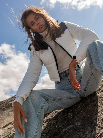 Hurt Czarno-biała pikowana kurtka zimowa z kieszeniami