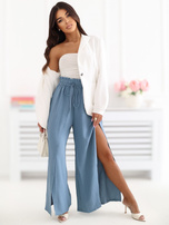 Ciemnoniebieskie spodnie wide leg z rozcięciami