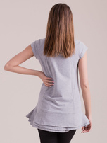 Szara tunika z warstwowymi falbanami