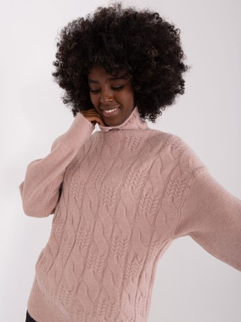 Hurt purpurinis megztinis su golfo apykakle ir elastinėmis juostomis.