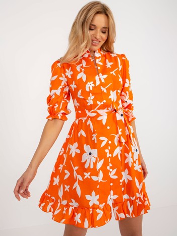 Hurt Pomarańczowa rozpinana sukienka z printami i paskiem