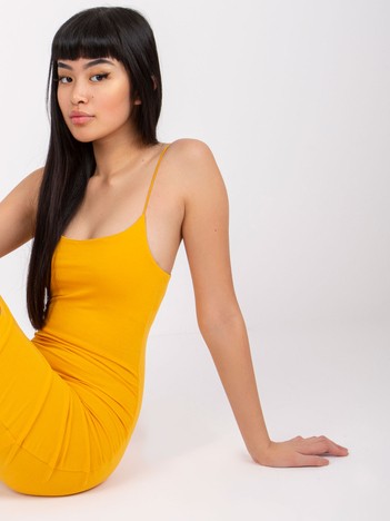 Jasnopomarańczowa ołówkowa sukienka basic Sycylia