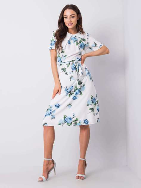 Biało-niebieska sukienka w kwiaty Merla