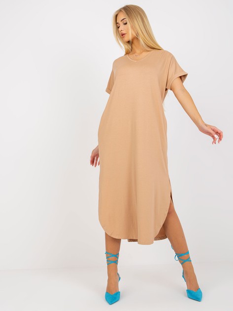 Camelowa sukienka oversize z krótkim rękawem OCH BELLA 
                             zdj. 
                            1
