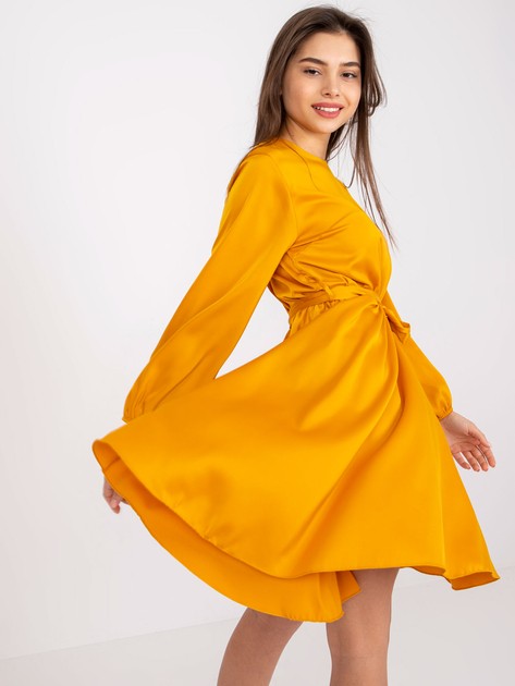 Ciemnożółta sukienka z luźnymi rękawami Clarison 
                             zdj. 
                            1