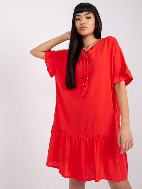 Czerwona sukienka z falbaną Sindy SUBLEVEL 
                             zdj. 
                            1